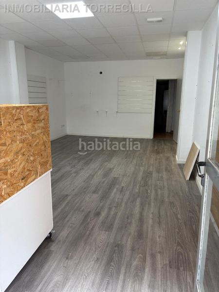 Foto 694fcb8a-5b0d-4394-8ec3-95b3ded4a2a0. Local comercial en La Victoria - Puente Jardín Valladolid