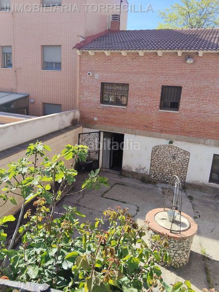 Foto fe6c7462-f39d-48c0-bdf8-1112499d51e2. Casa amb aparcament a Las Villas - Valparaiso - El Peral Valladolid
