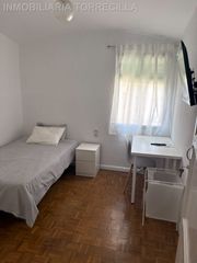 Miete Etagenwohnung  Calle doctor fleming