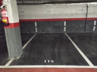 Aparcament cotxe a Rondilla