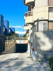 Autoparkplatz in Avenida de europa 34