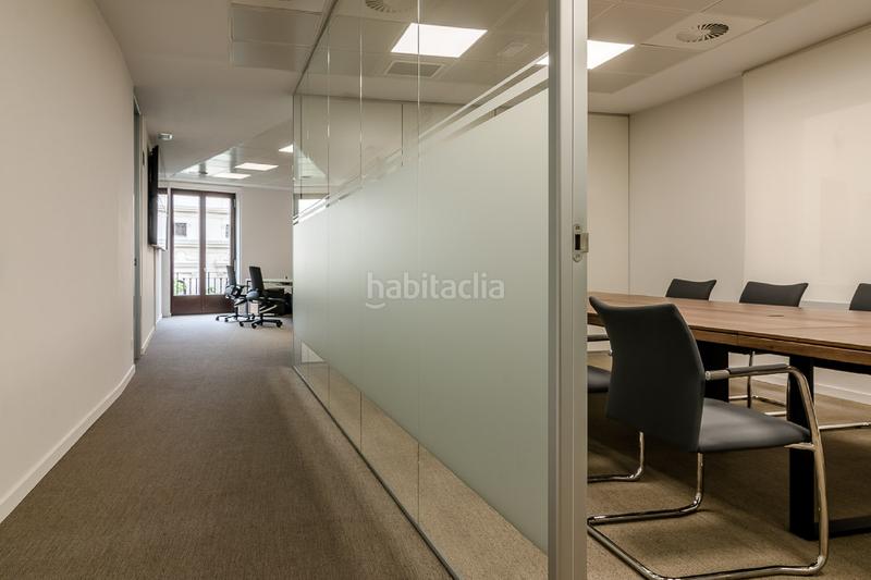 Foto a89c40c8-947d-4e41-92e8-996891915429. Rent office space in plaza de la lealtad 2 in Jerónimos Madrid