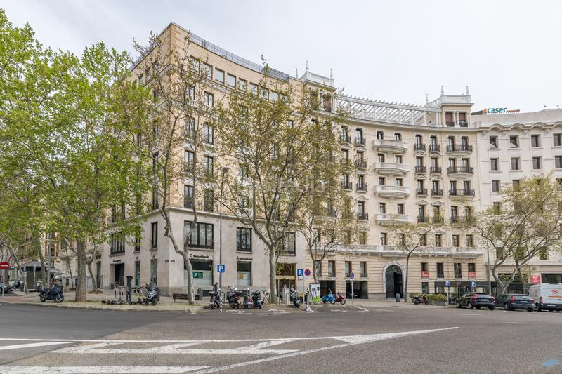 Foto d2773fb8-997d-45f4-8c7b-ccc15016d166. Rent office space in plaza de la lealtad 2 in Jerónimos Madrid