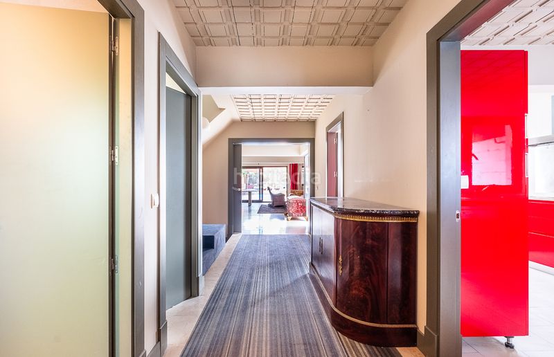 Foto f3d4f336-cf60-4ffe-aae6-1b6e9393ff75. Casa adossada a Aravaca Madrid