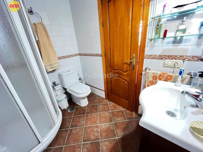 Foto 38abdd97-6062-44cd-9c34-0c9e3a59e620. Xalet amb aparcament piscina a Lepe