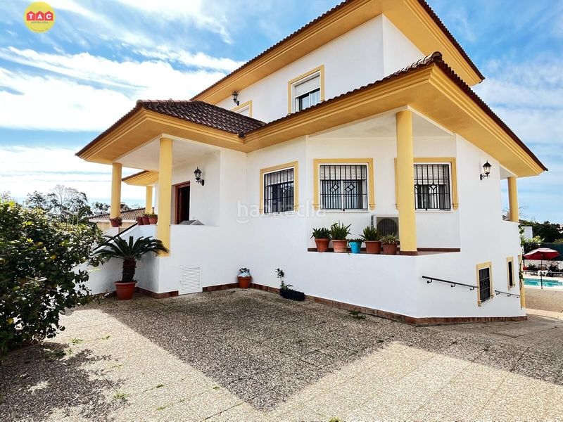 Foto 87b15901-9541-4c19-a2ca-f64428ed0ecd. Xalet amb aparcament piscina a Lepe