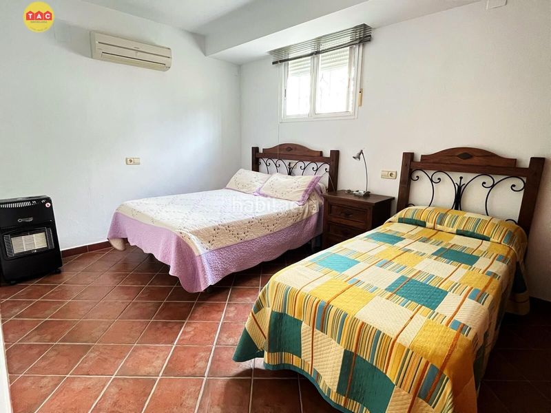 Foto be2d825b-a7c3-4b95-8ed0-5a16cd27e2ca. Xalet amb aparcament piscina a Lepe