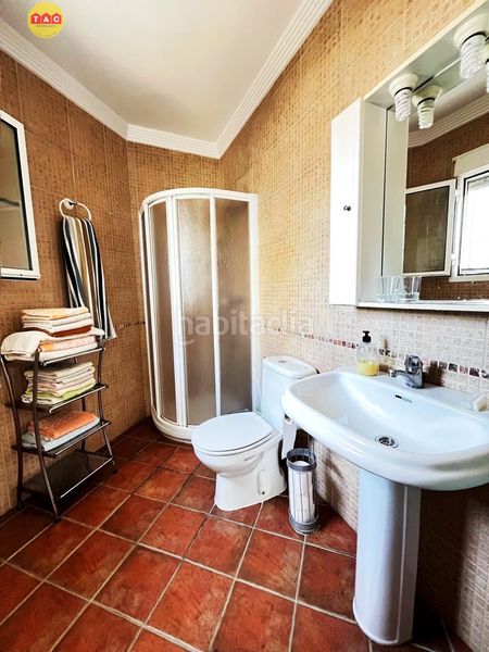 Foto cc4d0fee-5997-4464-9b34-93c83cacb70d. Xalet amb aparcament piscina a Lepe