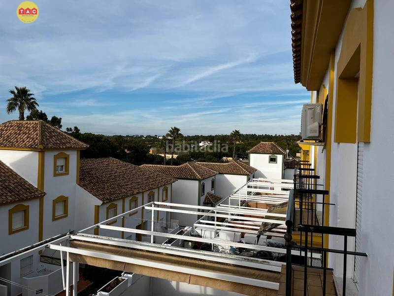 Foto 6e171df6-80af-4b81-8244-942fa0d314dd. Casa adosada vivienda en Islantilla golf Islantilla