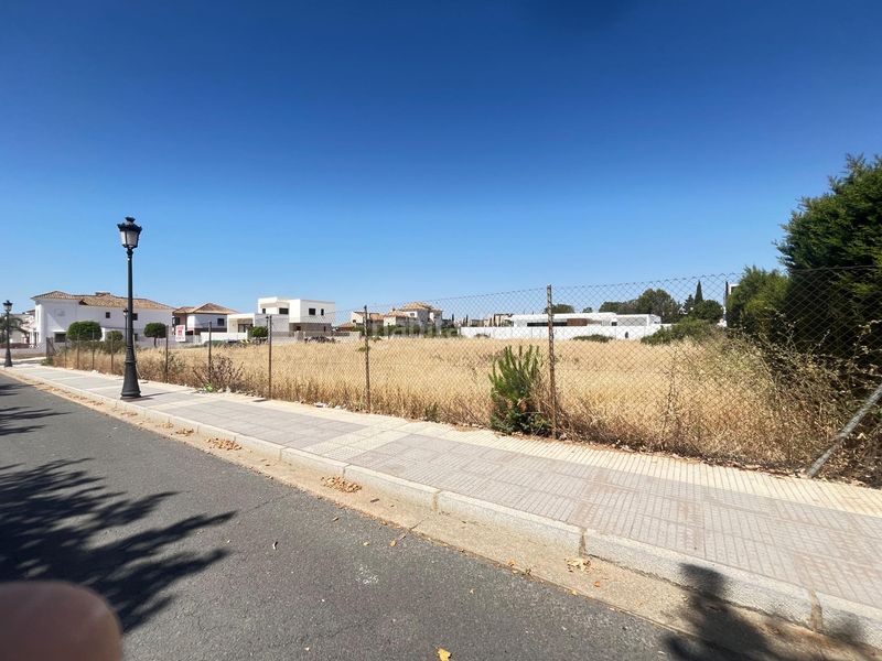 Foto f1b47ed4-e930-495d-8b82-e4e8b0e8335c. Terreny residencial a Lepe