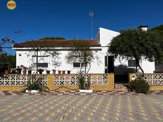 Masía en Isla Cristina. Casa rural en la redondela