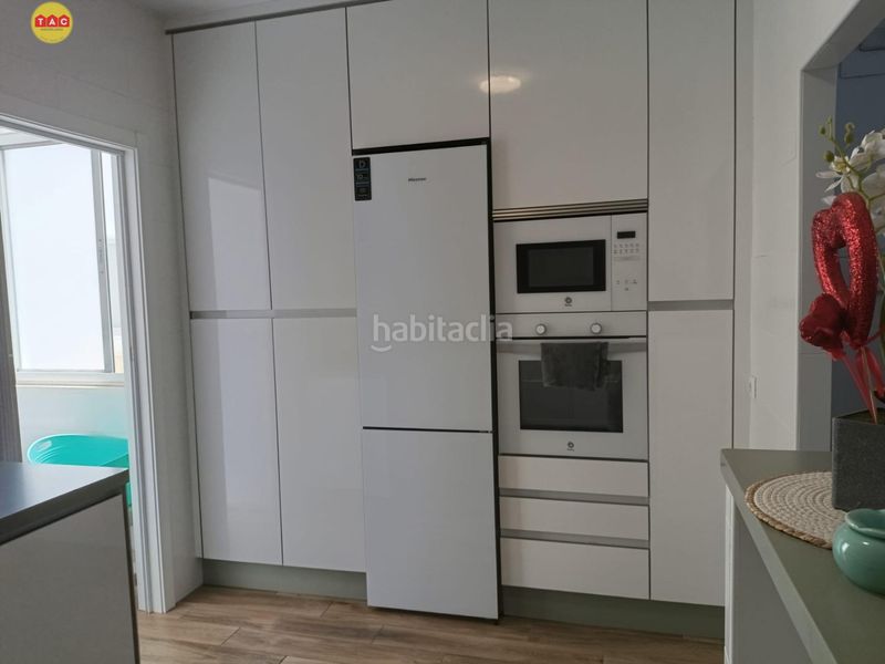 Foto bf11c161-9fb0-4331-8d6f-6581de2d20a9. Flat with heating in Lepe