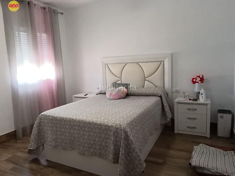 Foto ee95e3e7-1d24-424c-a8ff-6ec8a708e3ed. Flat with heating in Lepe