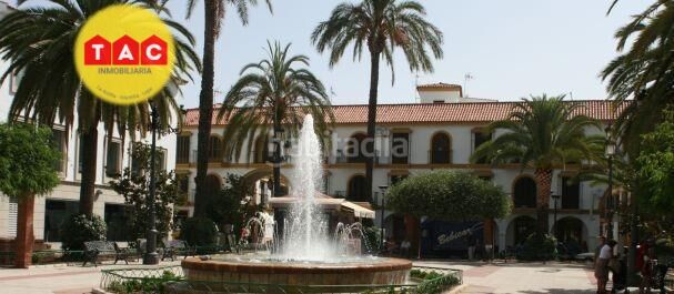 Foto e9ccf2ef-9429-4b53-87d7-fc58cc335d8f. Casa adossada amb aparcament a Lepe