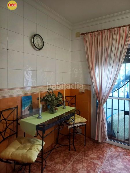 Foto 78cd696d-0107-43a8-88f3-400e3a8330a8. Casa adossada amb aparcament piscina a La Antilla