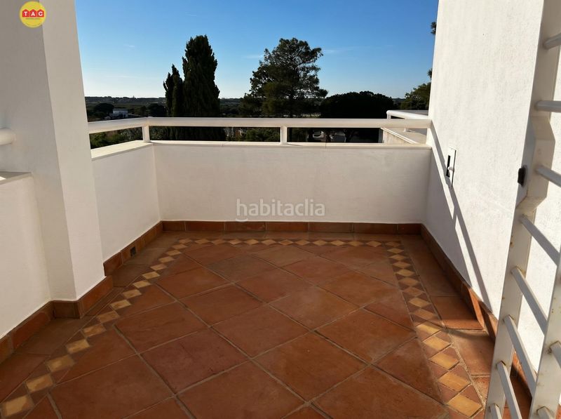 Foto 2f445403-6f76-4991-8bfa-1f70898c944b. Chalet  en pinares en Lepe