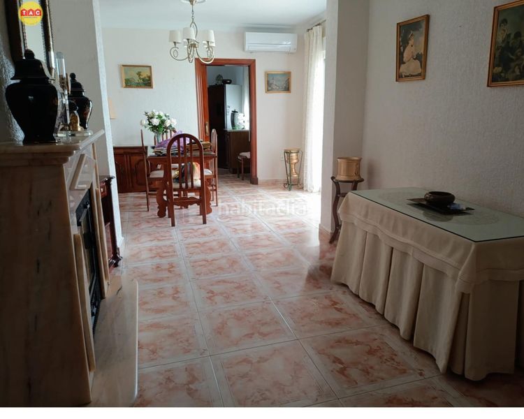 Foto 36342a83-4bec-4bed-9980-9324a1805aad. Edifici a Lepe