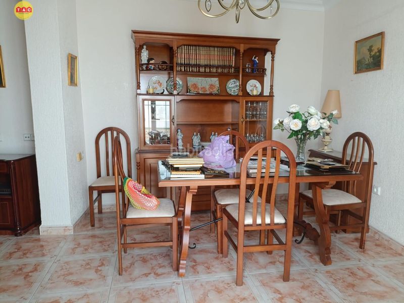 Foto cc2fdfd0-6f0e-4ace-be3f-18009147be7f. Edifici a Lepe