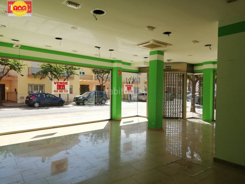 Foto efc8604d-babd-4099-871a-cfe9b9015a90. Lloguer local comercial a Lepe