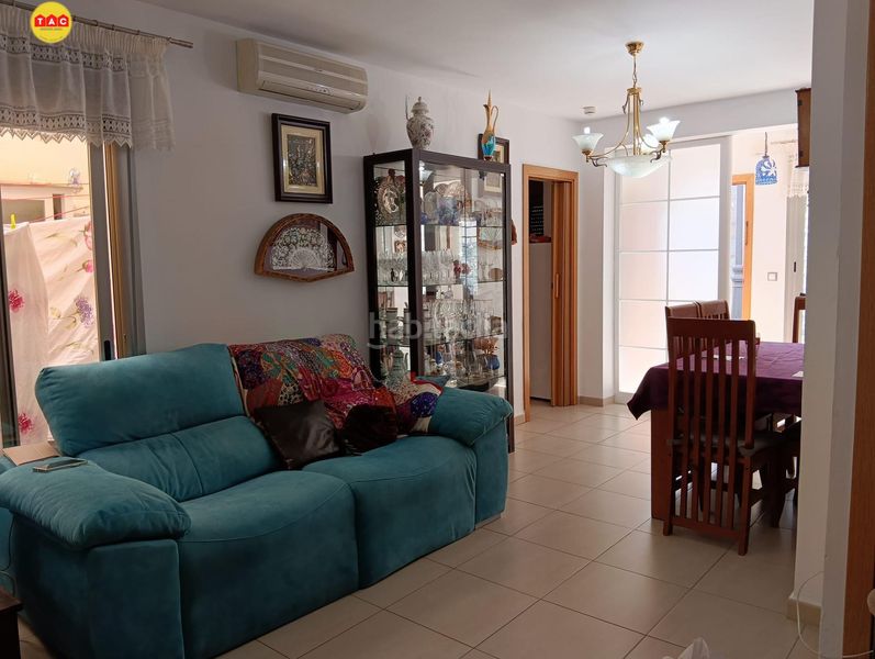 Foto 1f1a5f85-eee7-4947-928f-a6a778f9917a. Maison avec parking dans Lepe