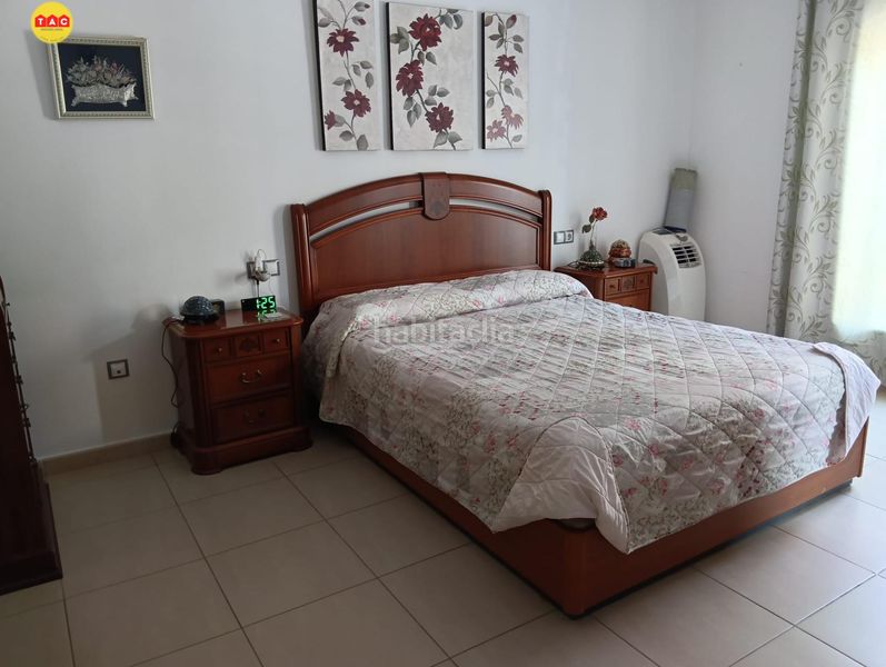 Foto 5d3d8181-b084-4779-b2dc-03da95a70686. Maison avec parking dans Lepe