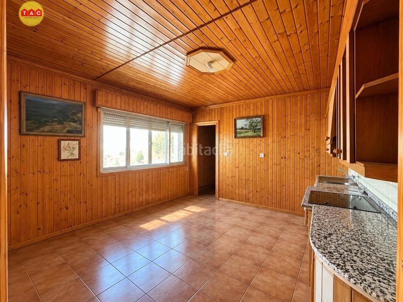 Foto 5ee9aadf-f917-49e1-b7e9-f67ea52336bb. Casa amb aparcament a Lepe
