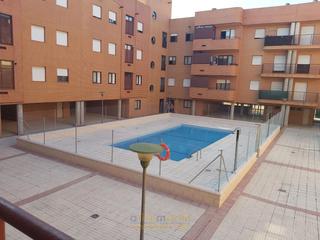Lloguer Pis  Luis cortés. Piso para estudiantes   en salas bajas 3 habitaciones económico