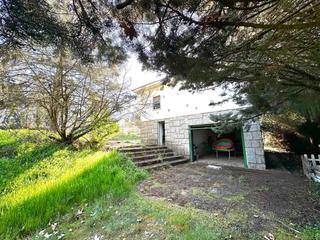 Xalet a Pellejonas 27. Casa independiente con 3900m2 de parcela junto aldebarán