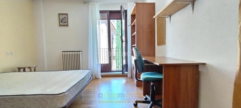 Foto 35b23b49-5b28-4c39-9f0a-0fbd8a435040. Rent flat with heating in San Vicente - Las Úrsulas Salamanca