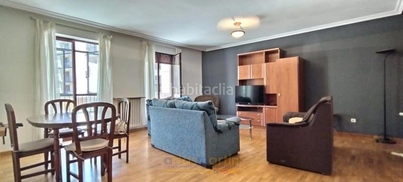 Foto 7055ae1a-7b90-4a79-8f71-8d8d7c45486b. Rent flat with heating in San Vicente - Las Úrsulas Salamanca