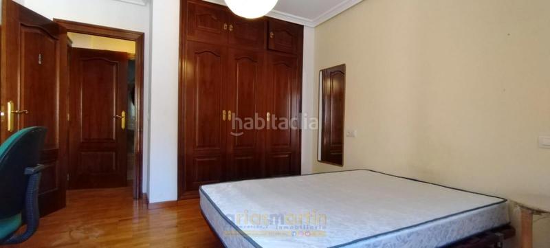Foto f8bf551f-c838-418f-8fd5-5d4270ba6c3e. Rent flat with heating in San Vicente - Las Úrsulas Salamanca