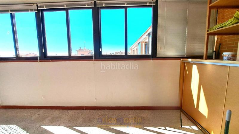 Foto 592be0cf-ee80-43ef-9af8-7dead5f3154e. Alquiler ático en santiago madrigal 22 ático apartamento con piscina comunitaria y garaje en Salamanca