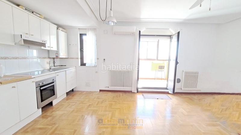 Foto 071a7bd5-417a-4d74-8507-28ce3738f20f. Location attique dans santiago madrigal 22 dans Rollo - Puente Ladrillo Salamanca