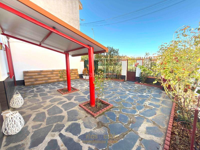 Foto d4d4bba1-9129-4bf2-87a5-00cae508a99d. Casa a villegas 25 a Villares de la Reina