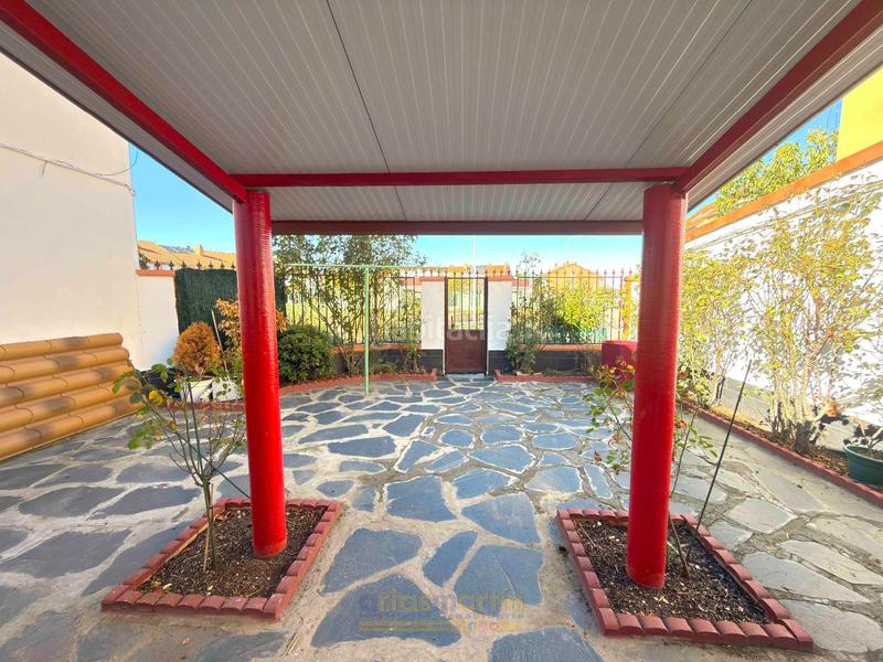 Foto edfb8a8b-ec8e-46f1-a29c-ca39430d0b27. Casa a villegas 25 a Villares de la Reina