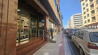 Lloguer Pis  Italia. Piso sin amuebla en avenida de italia