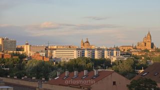 Lloguer Pis  Antonio llorente maldonado. En huerta otea piso de 2 habitaciones con piscina y garaje