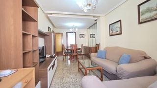 Rent Flat  Grillo. Estudiantes próximo curso! 3 habitaciones con calefaccion centra