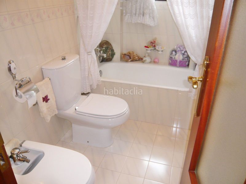 Foto 2a44c35d-179f-4c7c-afc4-bb18f4cad837. House with heating parking pool in Zigoitia