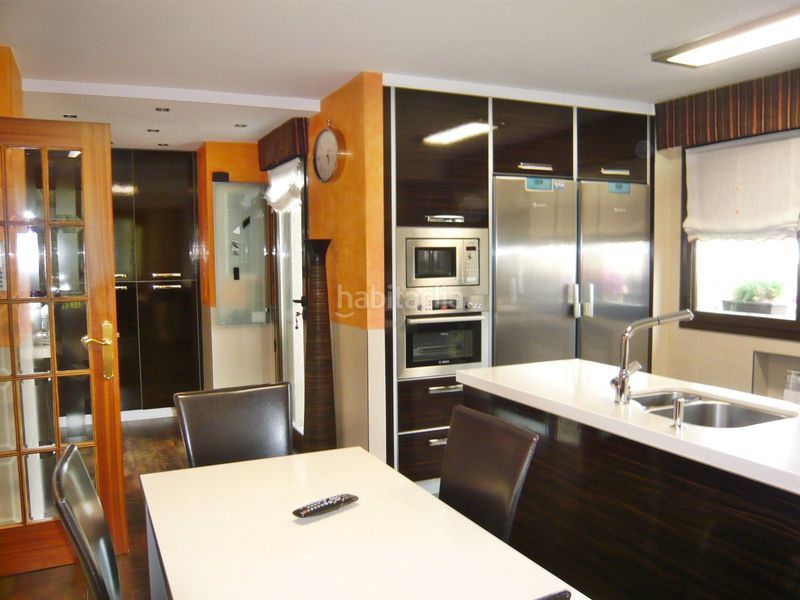 Foto a986d6dc-57e4-4e58-8d69-a8d5ea8d9bf1. House with heating parking pool in Zigoitia
