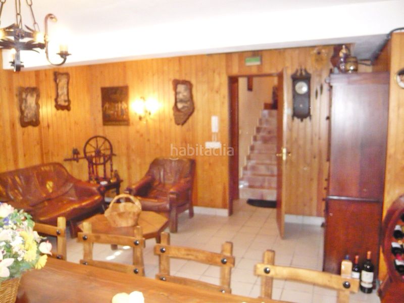 Foto b7861689-4395-4278-8bb0-12673065740c. House with heating parking pool in Zigoitia
