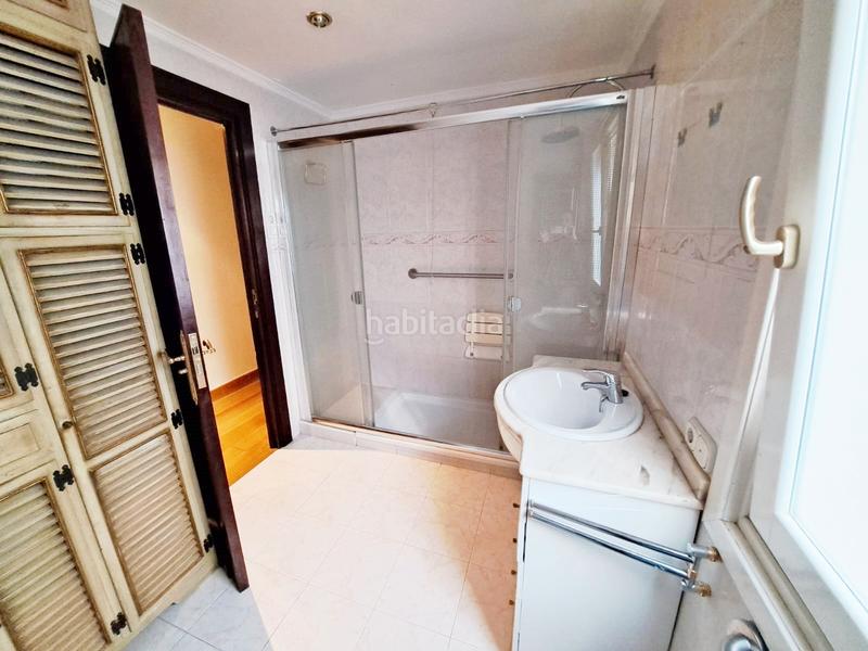 Foto 8bd13a58-aec5-43de-8d83-f112a9dffc77. Etagenwohnung mit heizung in Ensanche Vitoria - Gasteiz