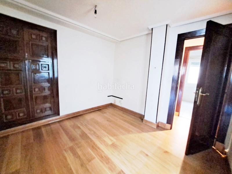 Foto 3da200b2-a846-4cab-9122-8d5f146f5de9. Flat with heating in Ensanche Vitoria - Gasteiz