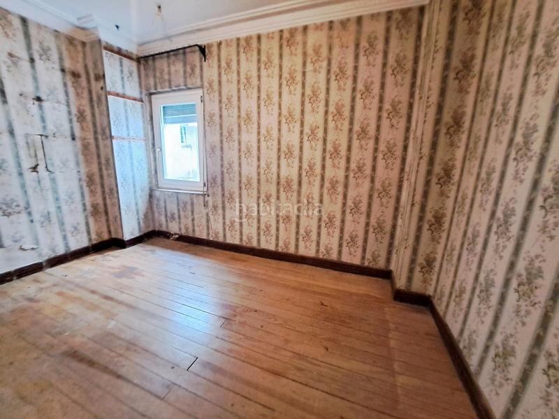 Foto 8a705e2d-e395-4936-8ef9-6b0e32a129c7. Flat with heating in Ensanche Vitoria - Gasteiz