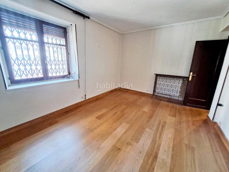 Foto 191e9276-b77e-4528-98b2-8e0483f93461. Piso en Ensanche Vitoria - Gasteiz