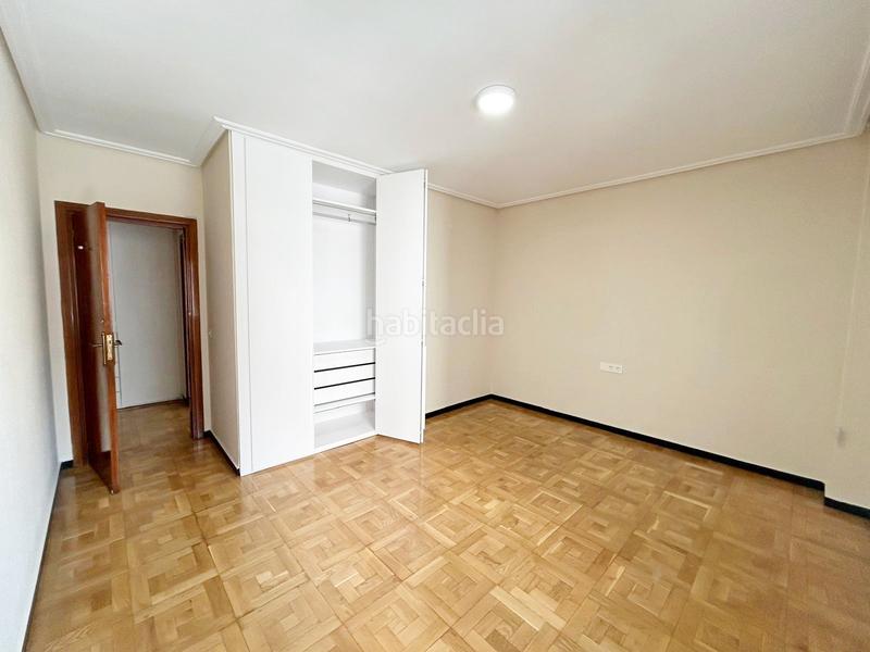 Foto 1620edca-8615-4fef-8ead-8f69bdcab539. Piso estupenda vivienda en el centro en Ensanche Vitoria - Gasteiz