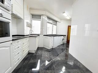 Appartement  Calle ramon ortiz de zarate. Estupenda vivienda en el centro
