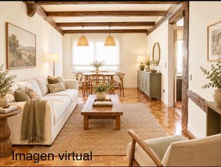 Apartament a Errege atea 9. Apartamento con encanto al lado de la calle la paz