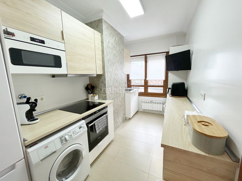 Foto b2ad3b20-f0a3-4f41-8a40-15d2ec4c7ed0. Pis amb calefacció a Txagorritxu Vitoria - Gasteiz