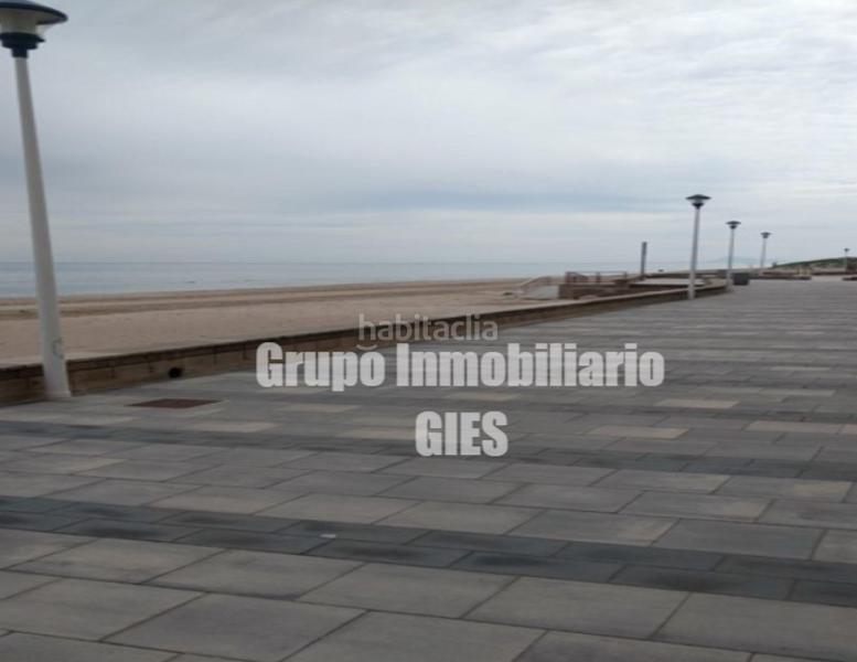 Foto 0e0d6647-e338-442d-88ec-7730084ba39b. Chalet in carrer mar blau n-04 12 in Mareny Blau Sueca